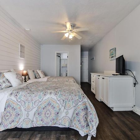 Coastal Life 206 - A 2Nd Floor Studio With 2 Single Beds New Smyrna Beach Extérieur photo