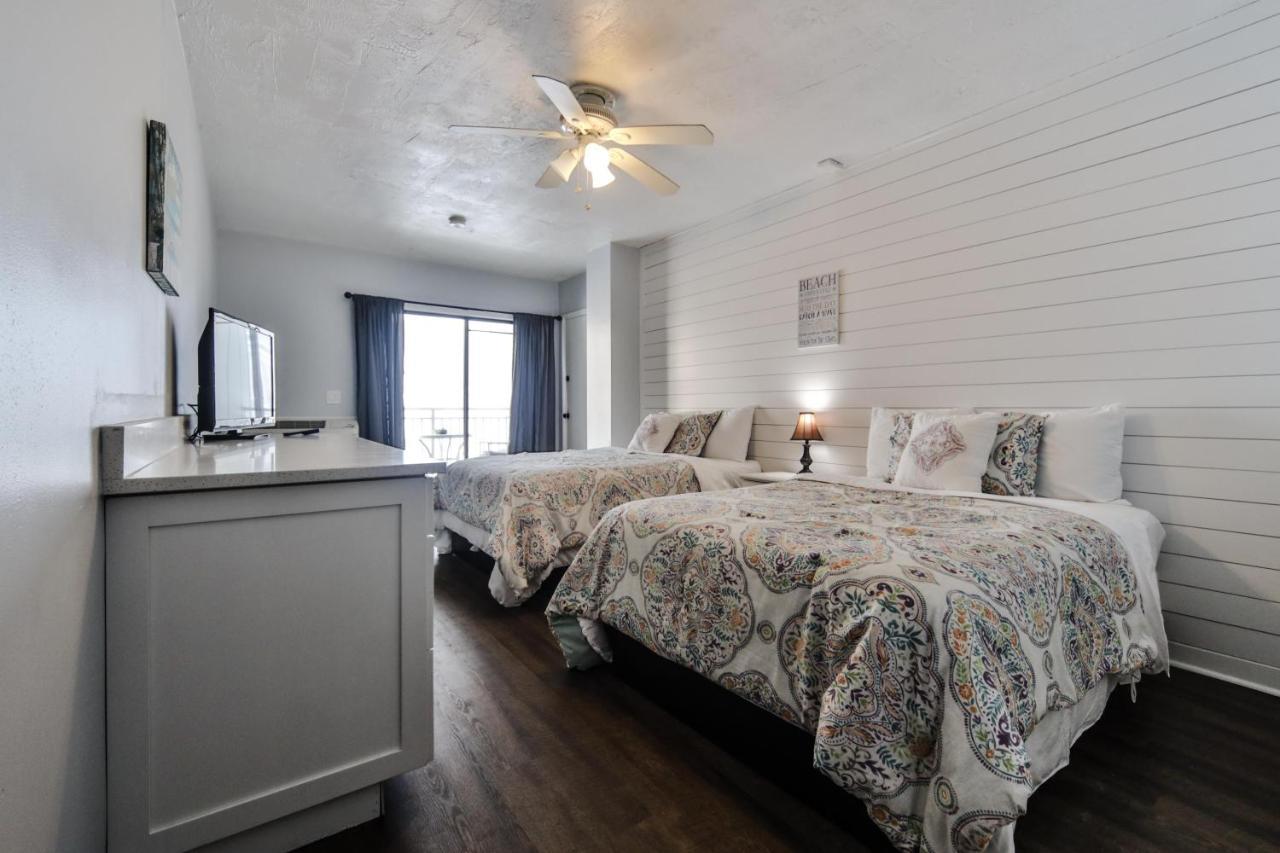 Coastal Life 206 - A 2Nd Floor Studio With 2 Single Beds New Smyrna Beach Extérieur photo