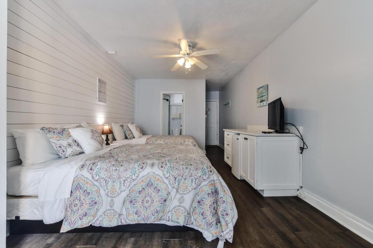 Coastal Life 206 - A 2Nd Floor Studio With 2 Single Beds New Smyrna Beach Extérieur photo